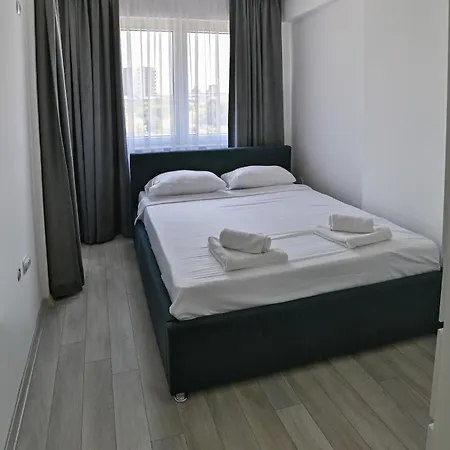 New, Modern & Cozy - Free Parking Апартаменти